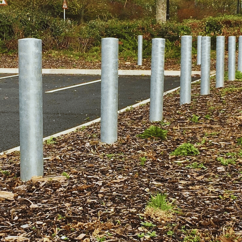 Beschermpaal Ø102 mm | Verzinkt staal | Voor betonverankering of op voetplaat