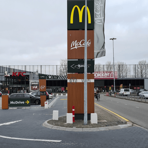 Betonnen poef grijs beton | 175 kg | 300x300x800 mm