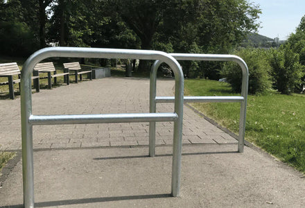 Veilig en slim fietsen stallen: kies de juiste fietsbeugel