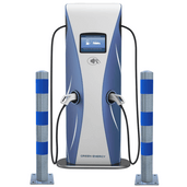 Blauw-witte EV-laadpaal met twee aansluitingen, geflankeerd door twee verzinkt-blauwe beschermpalen.