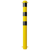 Gele afzetpaal Ø102 mm met zwarte strepen en twee kettingogen, voor betonverankering.
