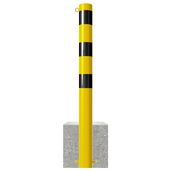 Gele afzetpaal (Ø102 mm) met zwarte strepen, betonvoet en 1 kettingoog.