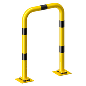 Gele stalen beschermbeugel Ø76 mm met zwarte strepen, op flexibele voetplaten, 750 x 1150 mm.