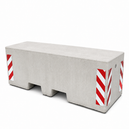 Betonnen afzetblok 820 kg lichtgrijs met lepelgaten en reflectie