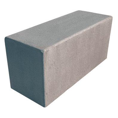Antraciet betonnen poef, 1000x400x500 mm, met strakke, rechthoekige vorm.