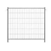 Gegalvaniseerd bouwhek met metalen frame en gaasstructuur.
