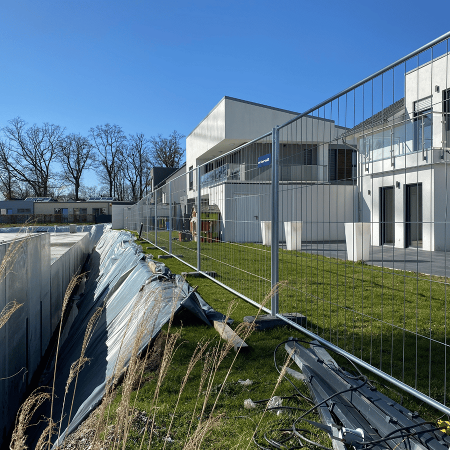 Bouwhek Profi-M gegalvaniseerd | 350 x 200 cm | Maas 70 x 300 mm