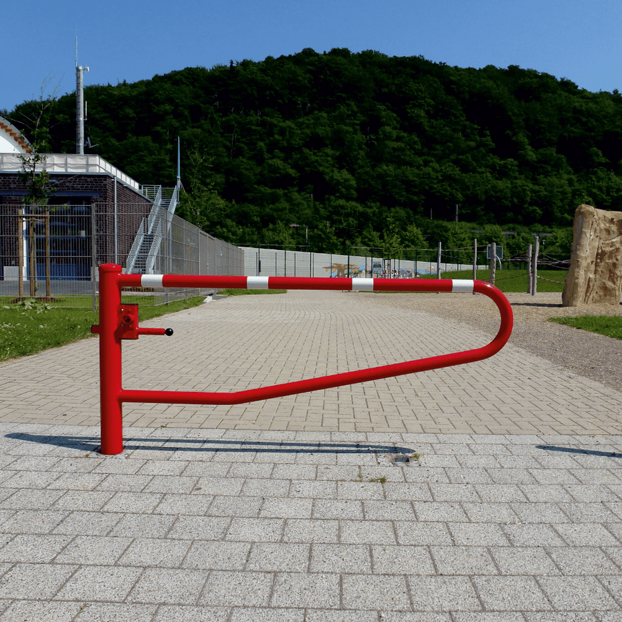 Draaiboom | 150-350 cm | Op voetplaat in rood-wit