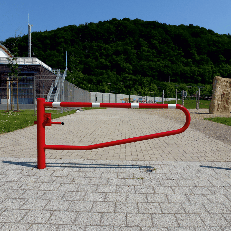 Draaiboom | 150-350 cm | Voor betonverankering in rood-wit