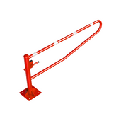 Rood-witte draaiboom van 2500 mm met voetplaat en driekantslot.
