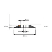 Zwarte rubberen kabeldrempel VBT links hoekstuk met 3 kanalen en oranje antislip, afmetingen 400x55mm.