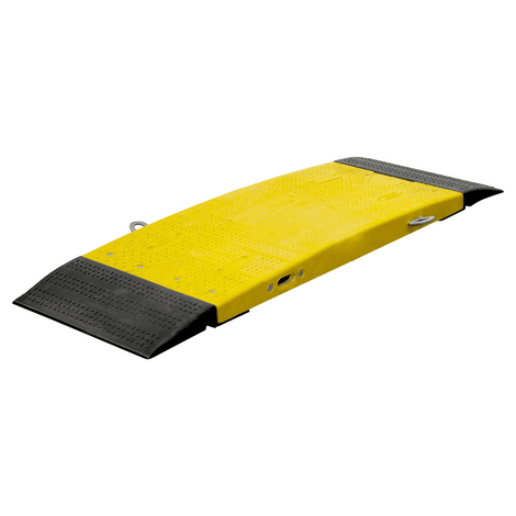 Geel kunststof sleufbrug tussenstuk met zwarte antislip randen en koppelogen.