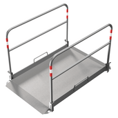 Aluminium loopbrug (100x170cm) met zijgeleiders, antislip bodem en rode/witte markeringen.