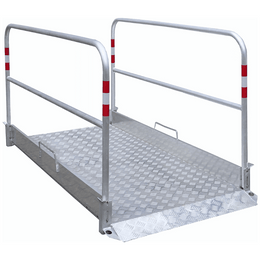 Aluminium loopbrug 170-650 cm met zijgeleiders en antislip bodem