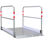 Aluminium loopbrug B100 x L170 cm met verzinkt stalen onderstel en reflecterende leuningen.