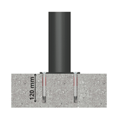 Zwarte Ø76 mm afzetpaal met puntkop, gemonteerd in beton met 120 mm ankers.