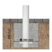 Witte parkeerpaal Ø89 mm, verankerd in beton, met afmetingen van 400x300 mm.