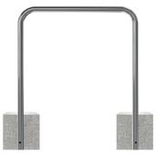 RVS fietsbeugel Ø48 mm, 1000x1200 mm, met twee grijze betonvoeten, op een witte achtergrond.