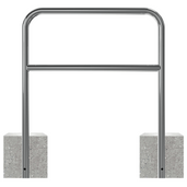 RVS fietsbeugel, Ø48 mm, met tussenbuis en twee grijze betonvoeten, 1000x1200 mm.