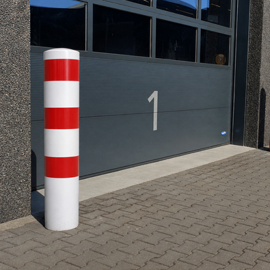 Wit-rode rampaal Ø193 mm, staand voor een bedrijfsdeur, voor betonverankering.