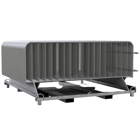 Set van 35 gegalvaniseerde dranghekken met 17 spijlen, 250 x 110 cm, gestapeld op een pallet.