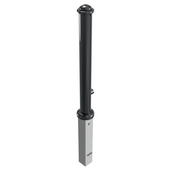 Zwarte Ø82 mm trottoirpaal met ringkop, uitneembaar voor betonverankering en driekantslot.