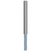 RVS uitneembare afzetpaal, Ø102x900mm, met driekantslot, op een grijze fundering.