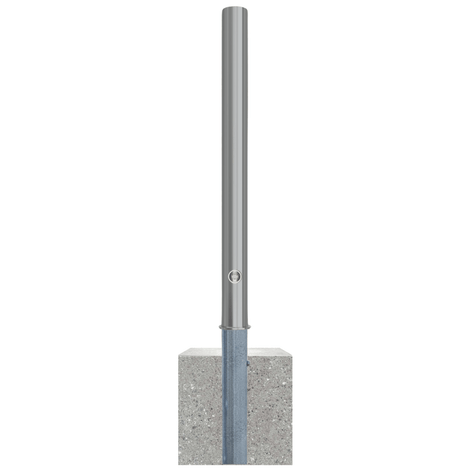 Uitneembare RVS afzetpaal Ø76 mm met driekantslot, gemonteerd in een betonnen voet.