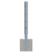 Verzinkte, uitneembare afzetpaal Ø102 mm met betonvoet voor professionele terreinbeveiliging.